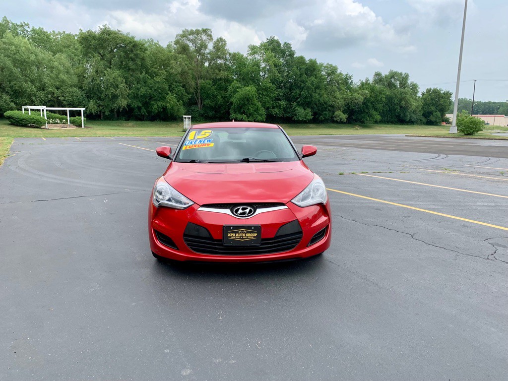 2015 Hyundai Veloster Image 8