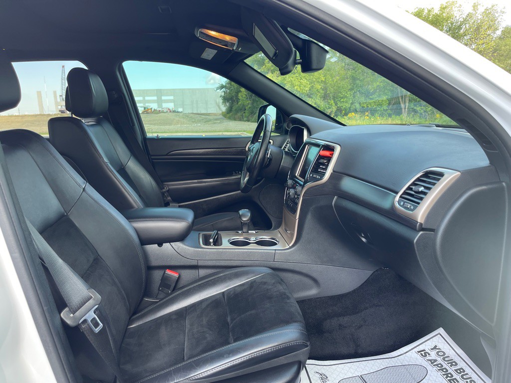 2015 Jeep Grand Cherokee Image 35