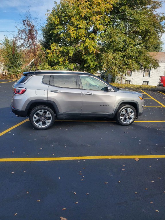 2018 Jeep Compass Image 3