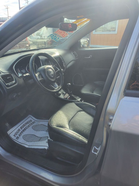 2018 Jeep Compass Image 5