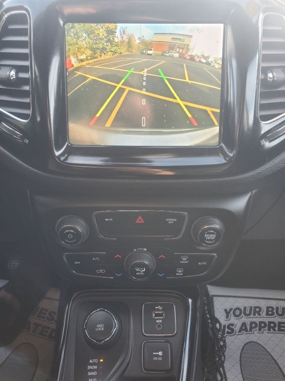 2018 Jeep Compass Image 24