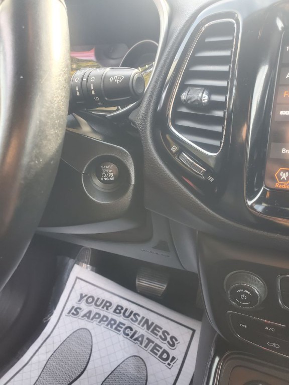 2018 Jeep Compass Image 25