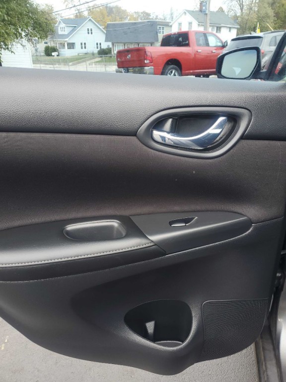 2019 Nissan Sentra Image 10