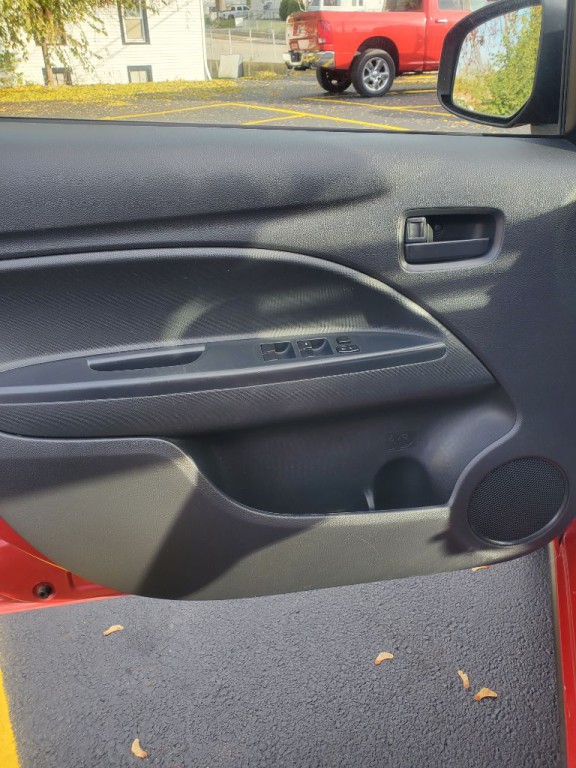 2019 Mitsubishi Mirage Image 7