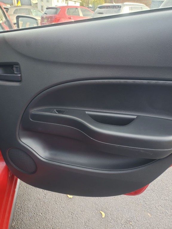 2019 Mitsubishi Mirage Image 34