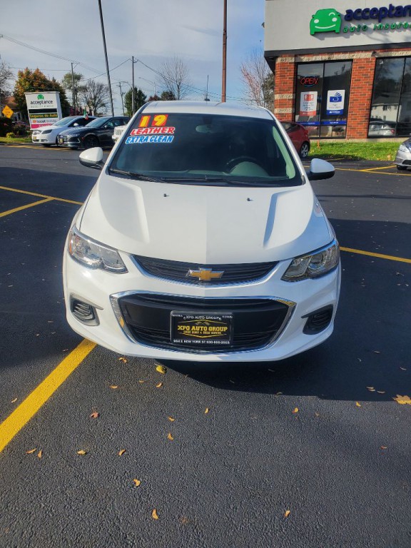 2019 Chevrolet Sonic Image 2