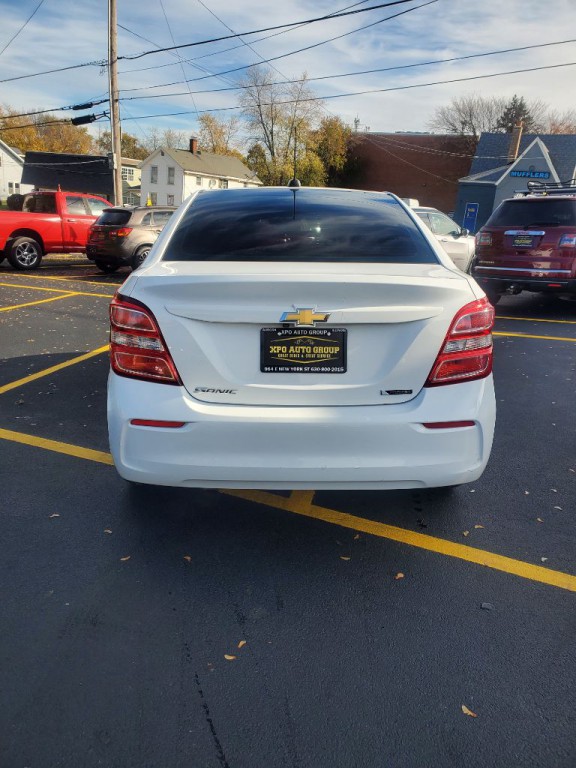2019 Chevrolet Sonic Image 4