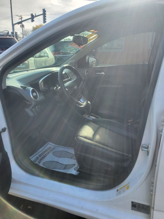 2019 Chevrolet Sonic Image 5