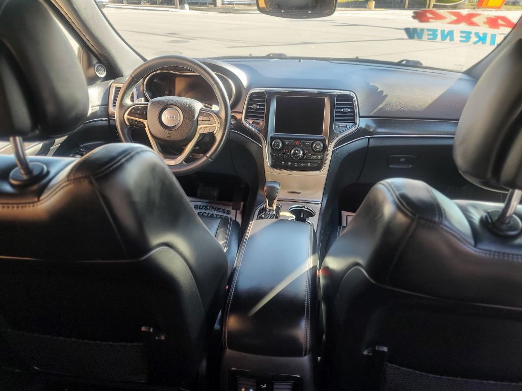 2017 Jeep Grand Cherokee Image 16