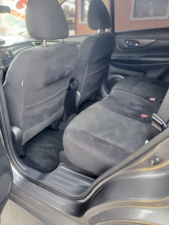 2015 Nissan Rogue Image 7