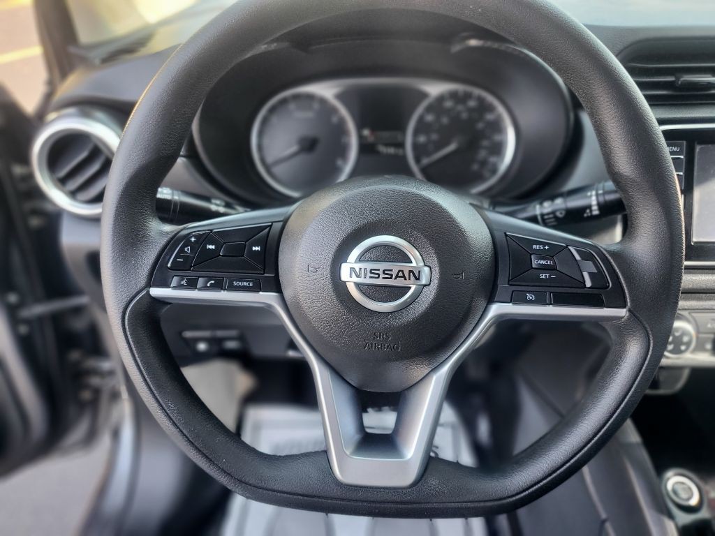 2021 Nissan Versa Image 16