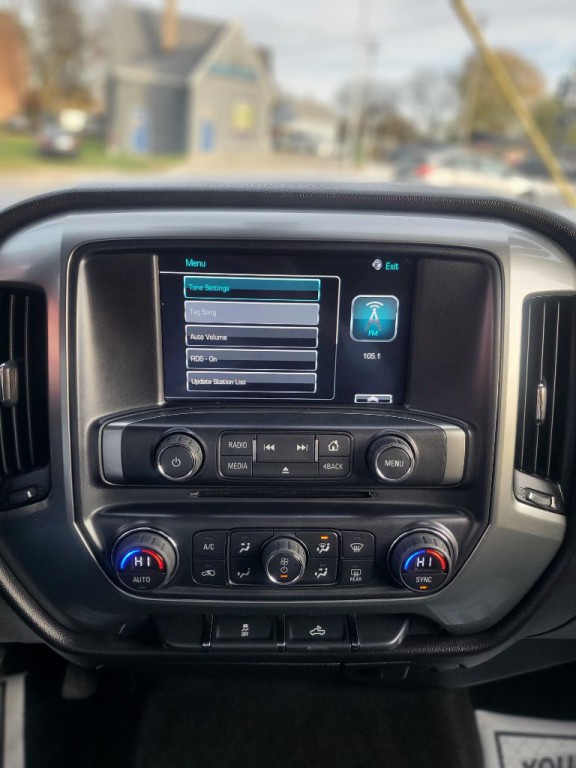 2015 Chevrolet Silverado 1500 Image 19