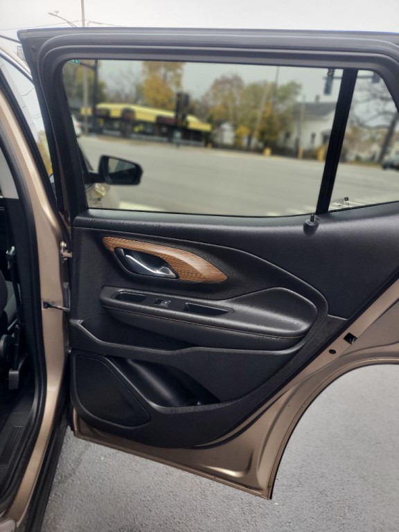 2018 GMC Terrain Image 10