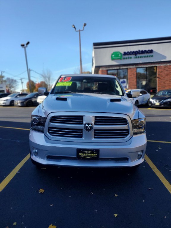 2013 RAM 1500 Image 2