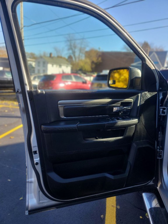 2013 RAM 1500 Image 6