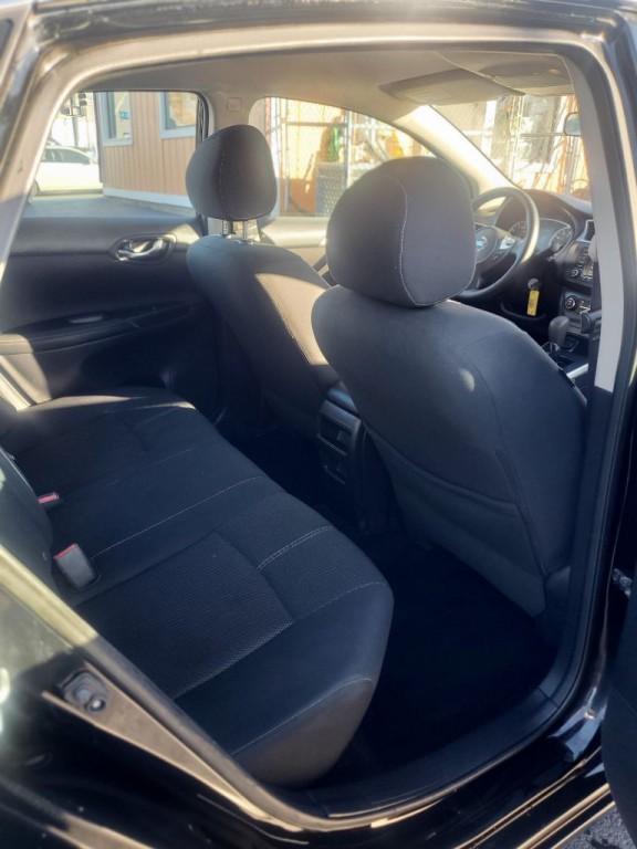 2018 Nissan Sentra Image 11