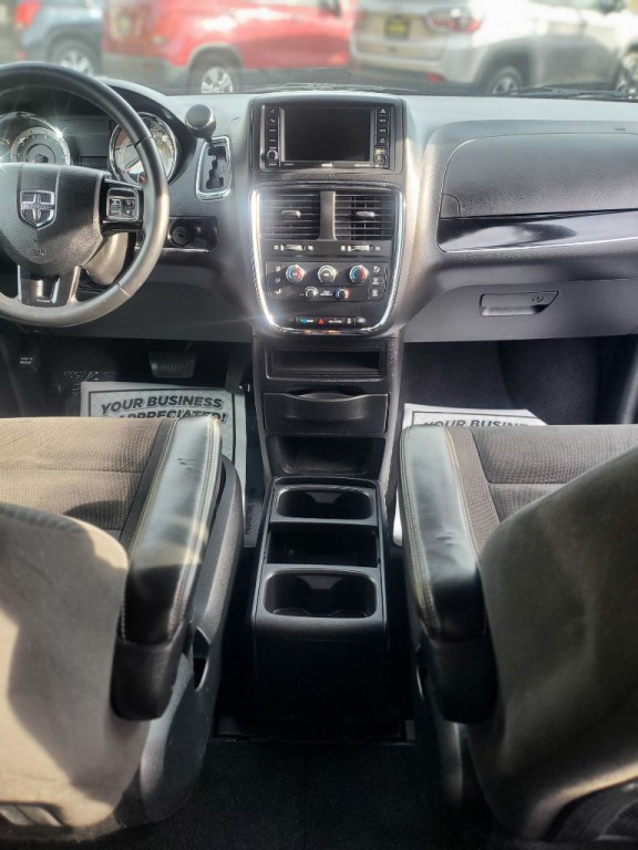 2017 Dodge Grand Caravan Image 13