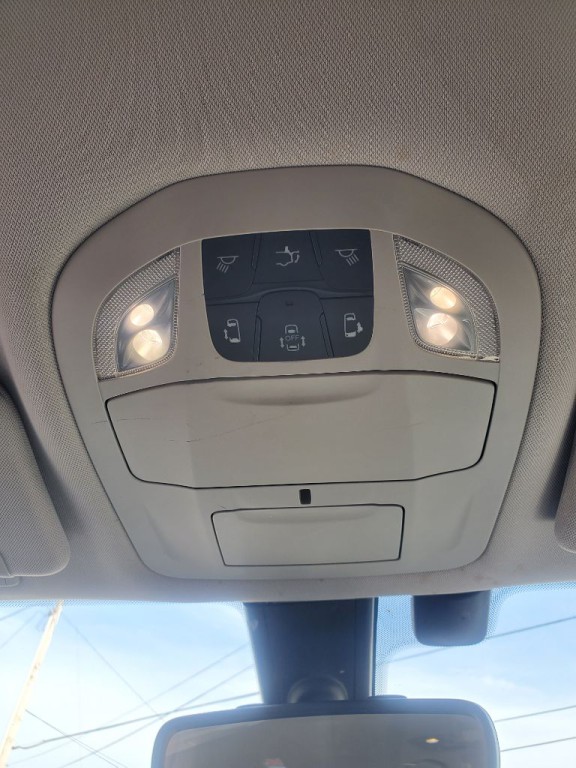 2017 Chrysler Pacifica Image 18