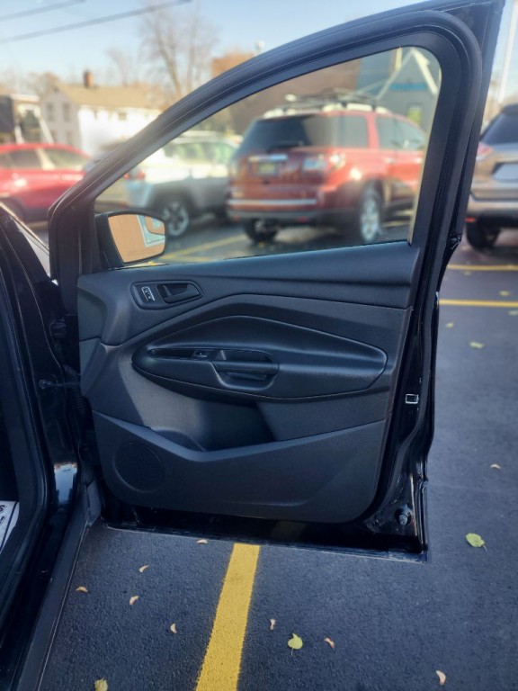 2015 Ford Escape Image 12