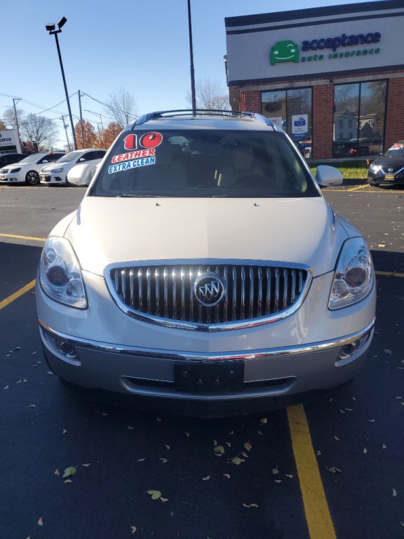 2010 Buick Enclave Image 2