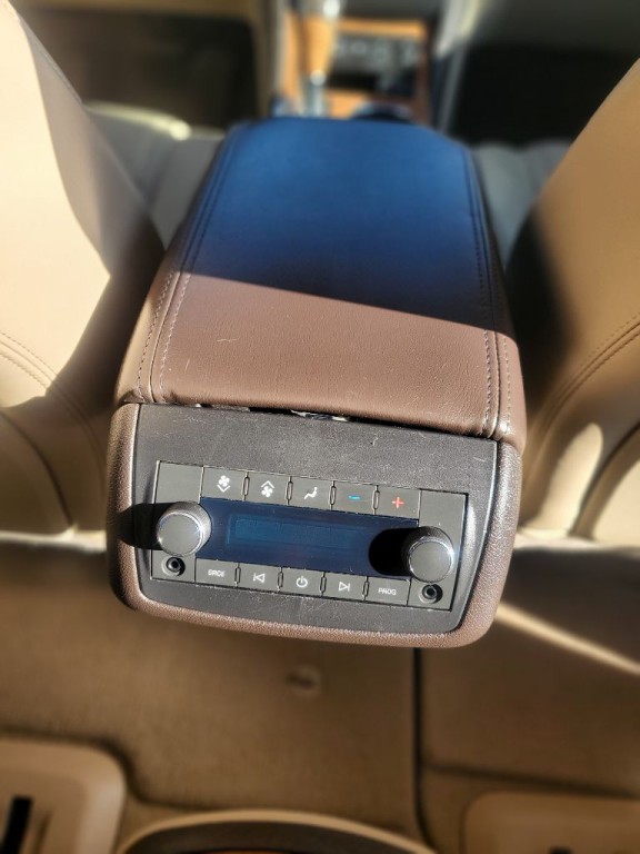 2010 Buick Enclave Image 16