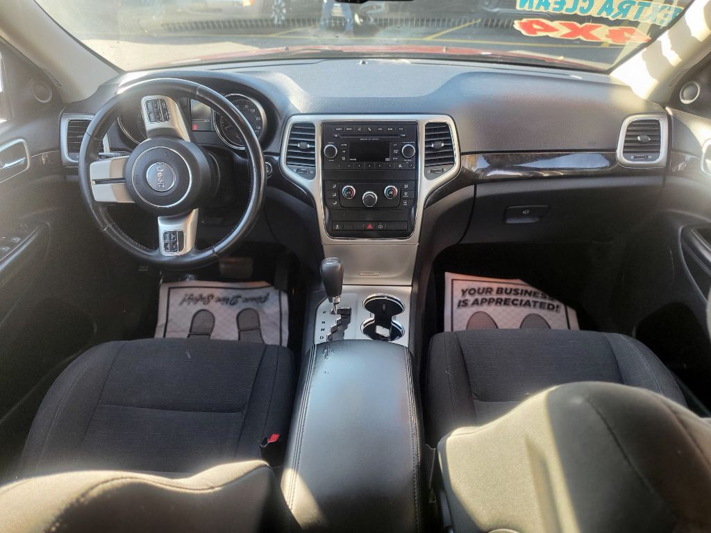 2013 Jeep Grand Cherokee Image 13