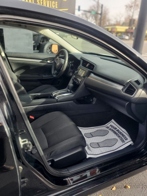 2016 Honda Civic Image 9