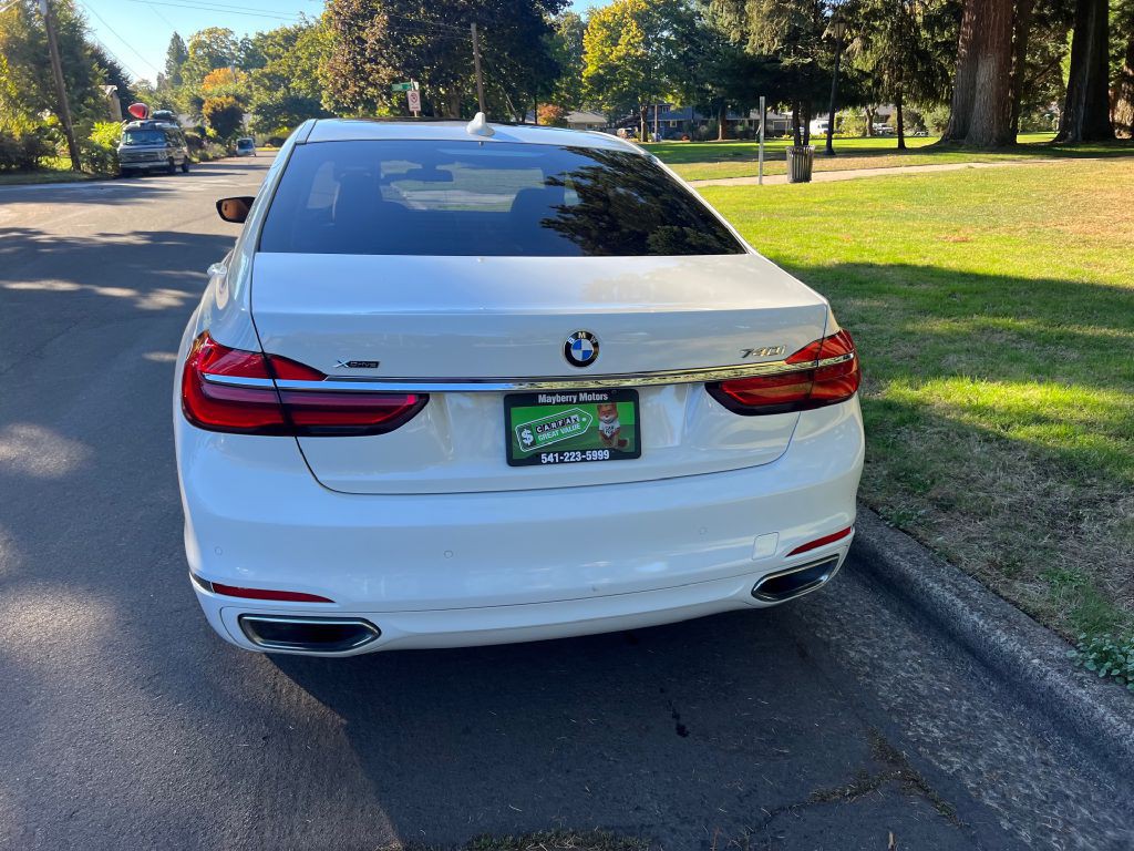2019 BMW 7 Series Image 8