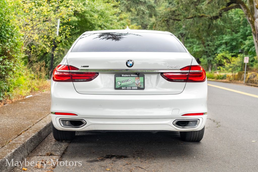 2019 BMW 7 Series Image 19