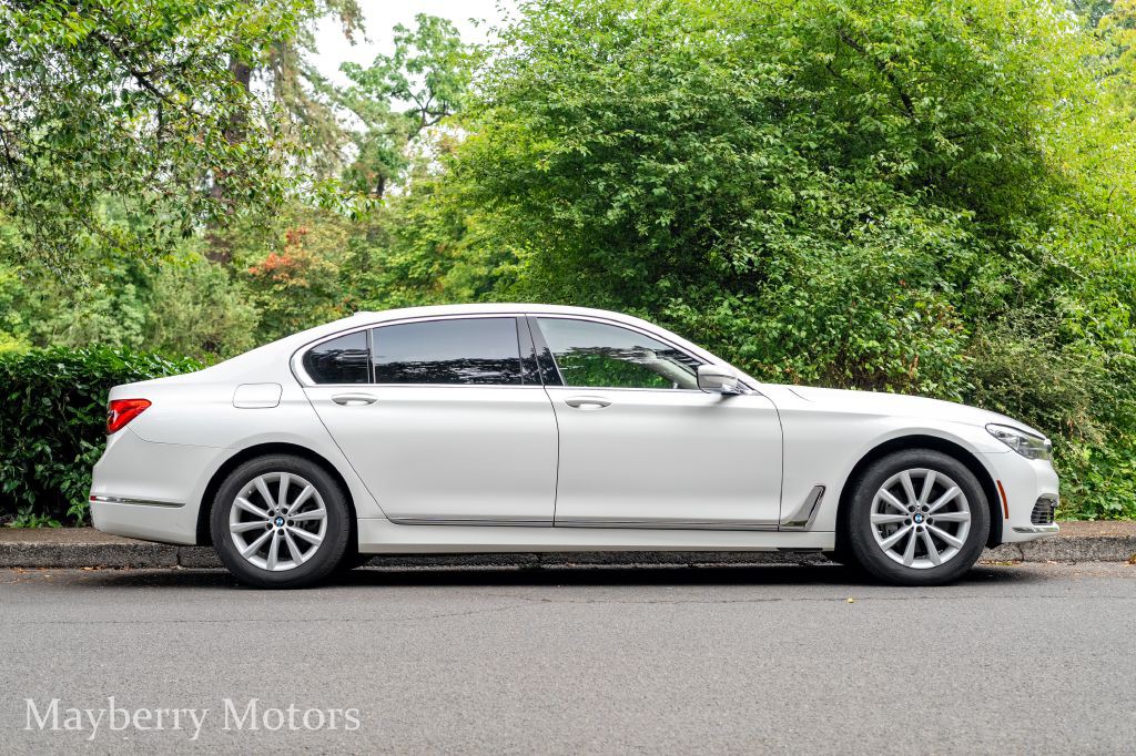 2019 BMW 7 Series Image 23