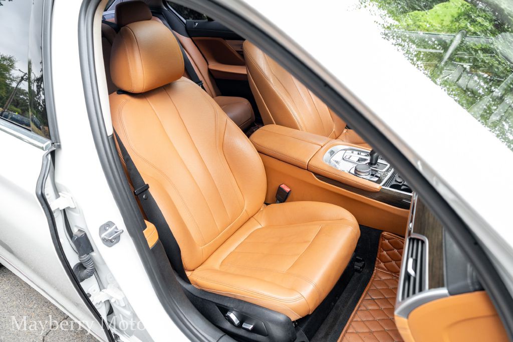 2019 BMW 7 Series Image 26