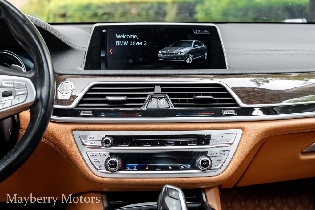 2019 BMW 7 Series Image 29