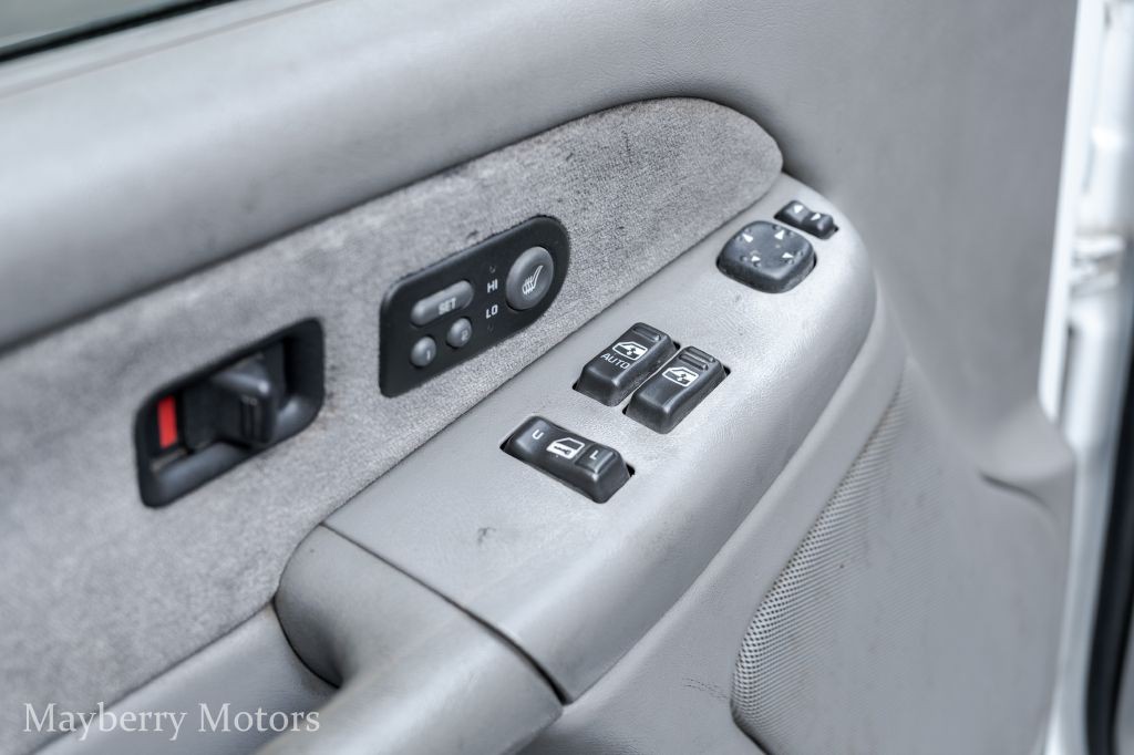2000 Chevrolet Silverado 1500 Image 9