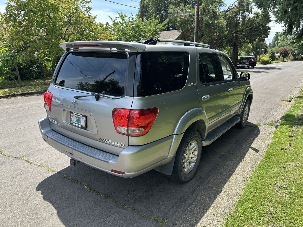 2005 Toyota Sequoia Image 5