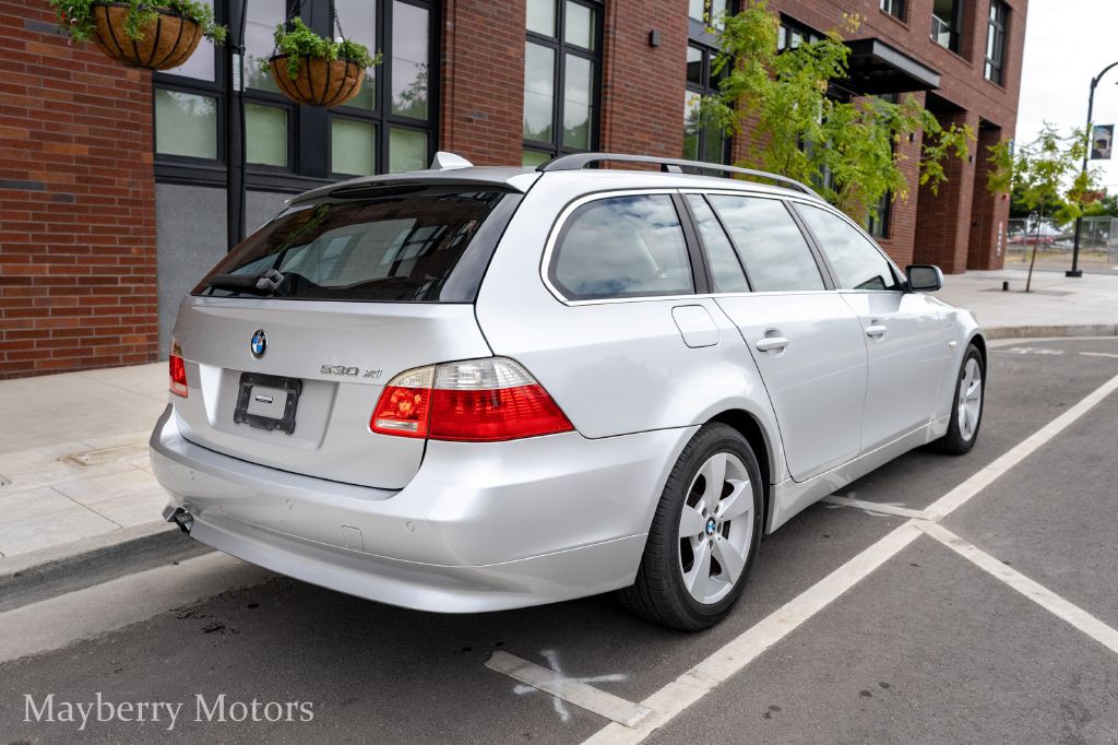 2006 BMW 5 Series Image 2