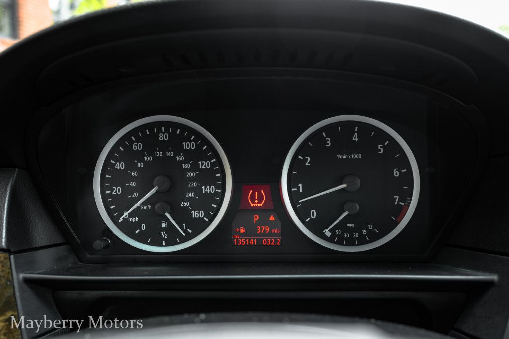 2006 BMW 5 Series Image 23
