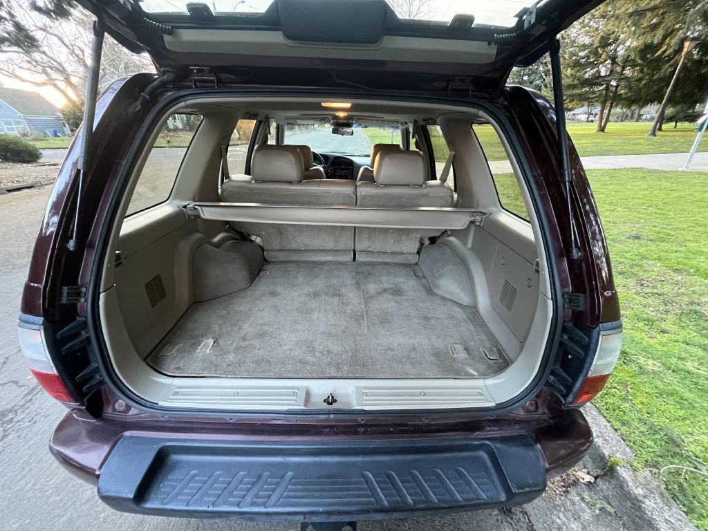 1999 INFINITI QX4 Image 13