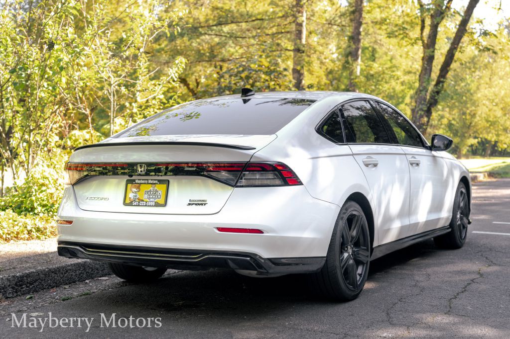 2023 Honda Accord Image 2