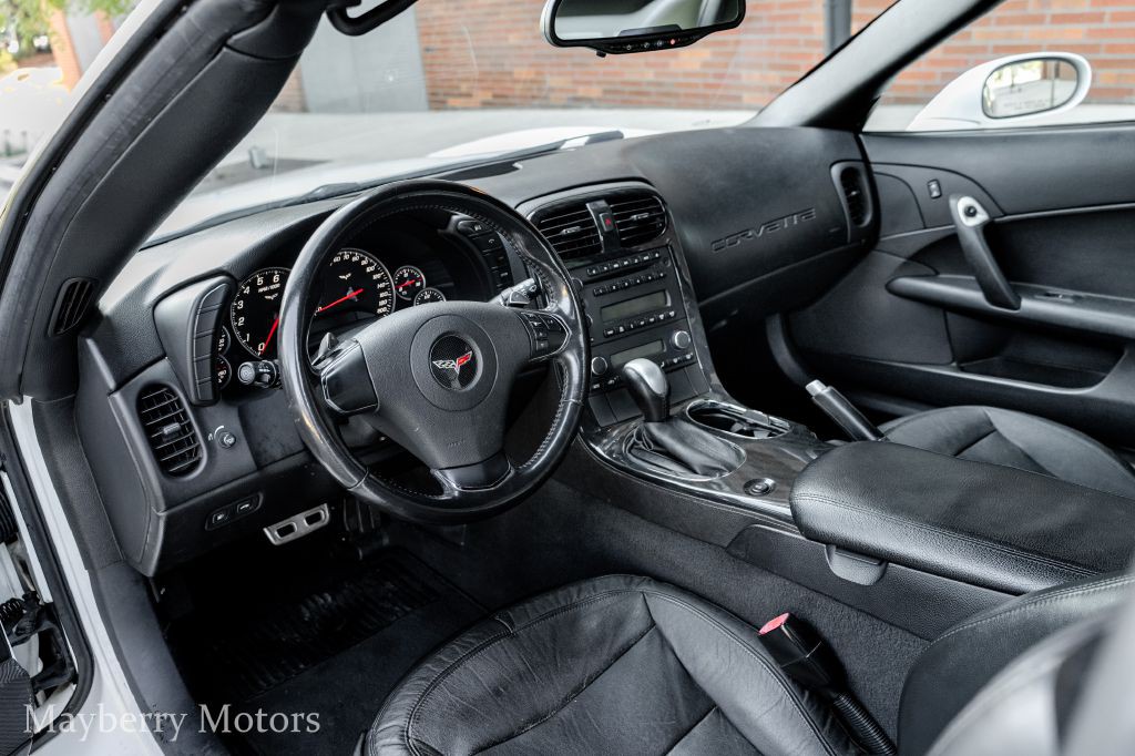 2012 Chevrolet Corvette Image 11