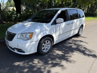 Image for 2011 Chrysler Town & Country Touring ID: 6553947