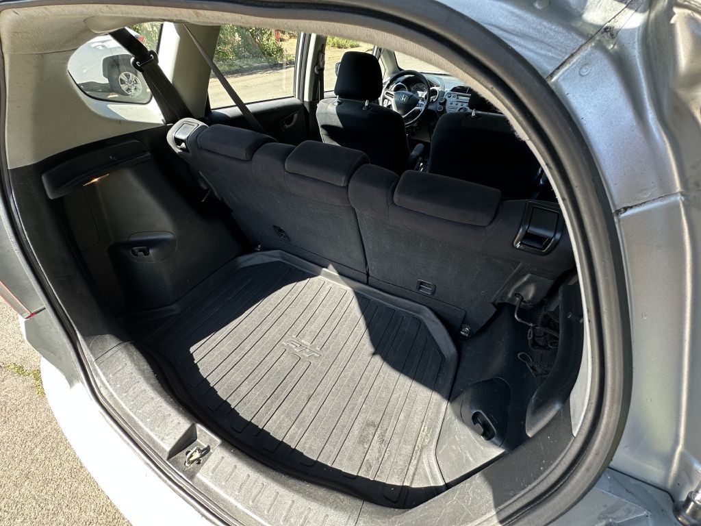 2011 Honda Fit Image 8