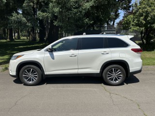 Image for 2019 Toyota Highlander SE ID: 6621549