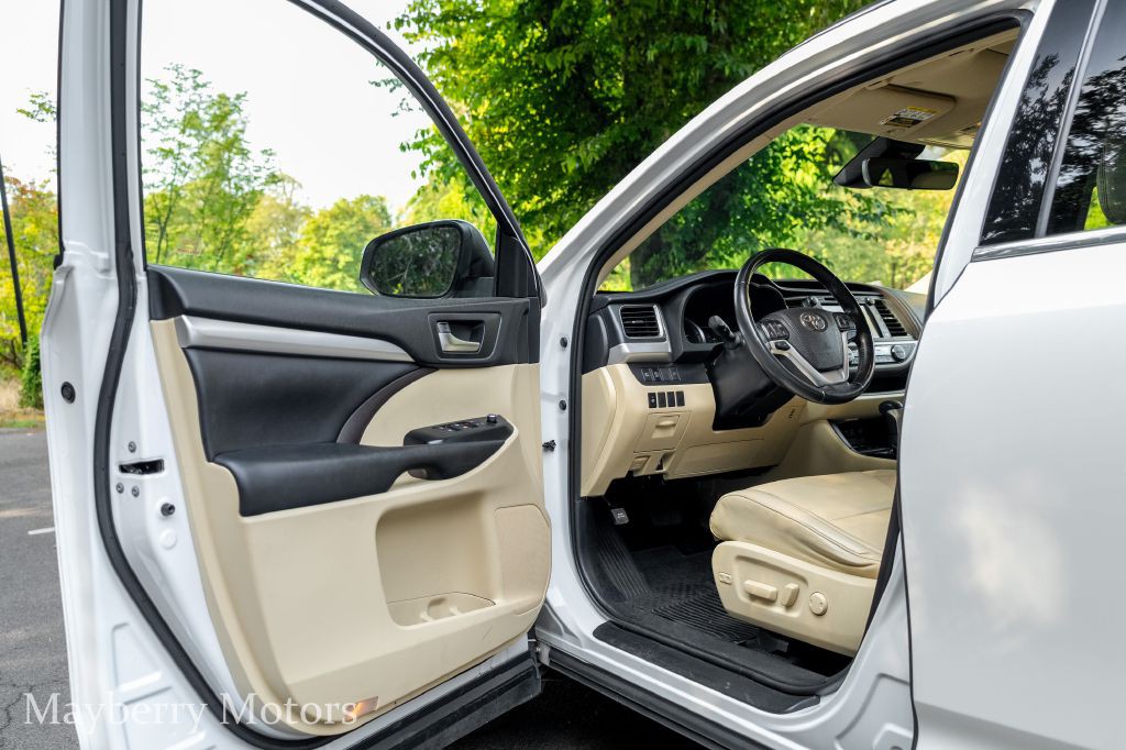2019 Toyota Highlander Image 7