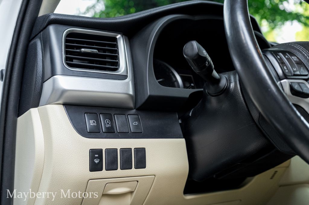 2019 Toyota Highlander Image 9