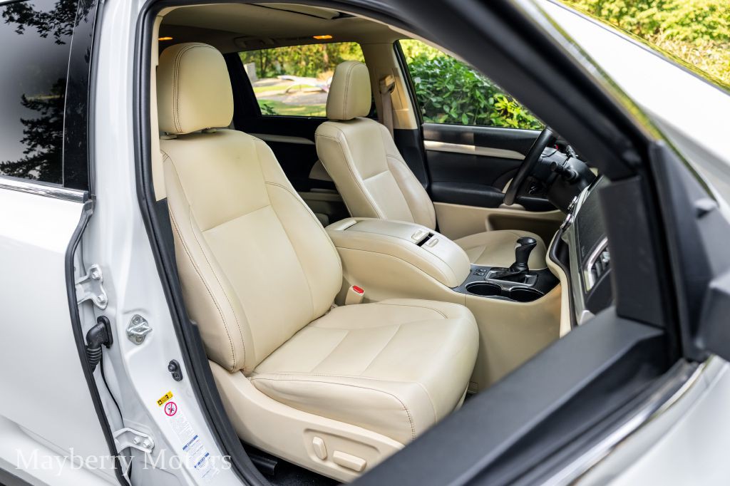 2019 Toyota Highlander Image 24