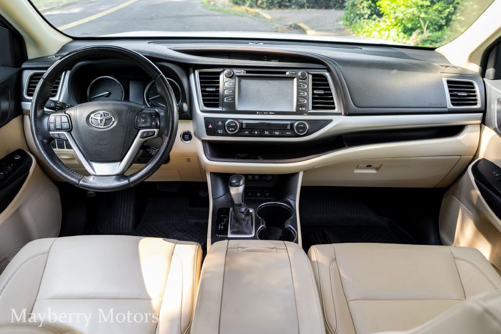 2019 Toyota Highlander Image 25