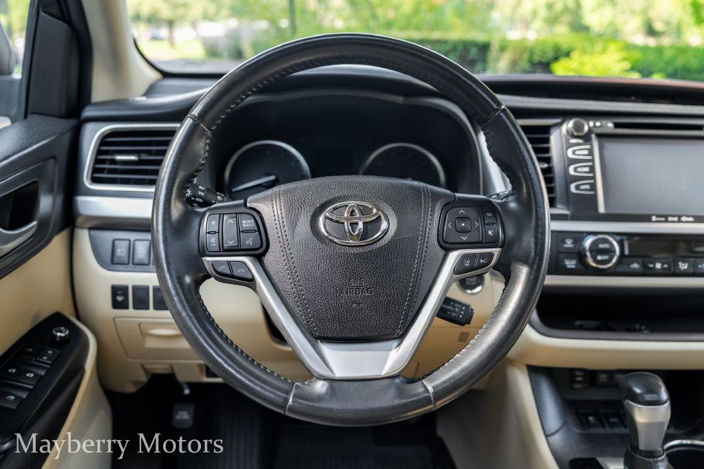 2019 Toyota Highlander Image 27
