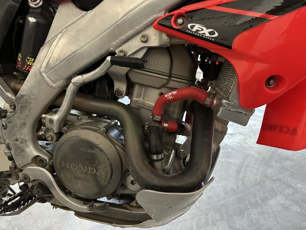 2004 Honda CCR Image 9