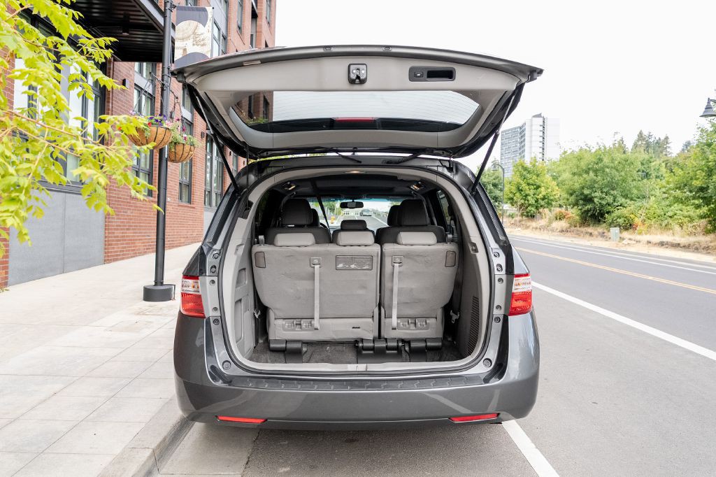 2012 Honda Odyssey Image 15