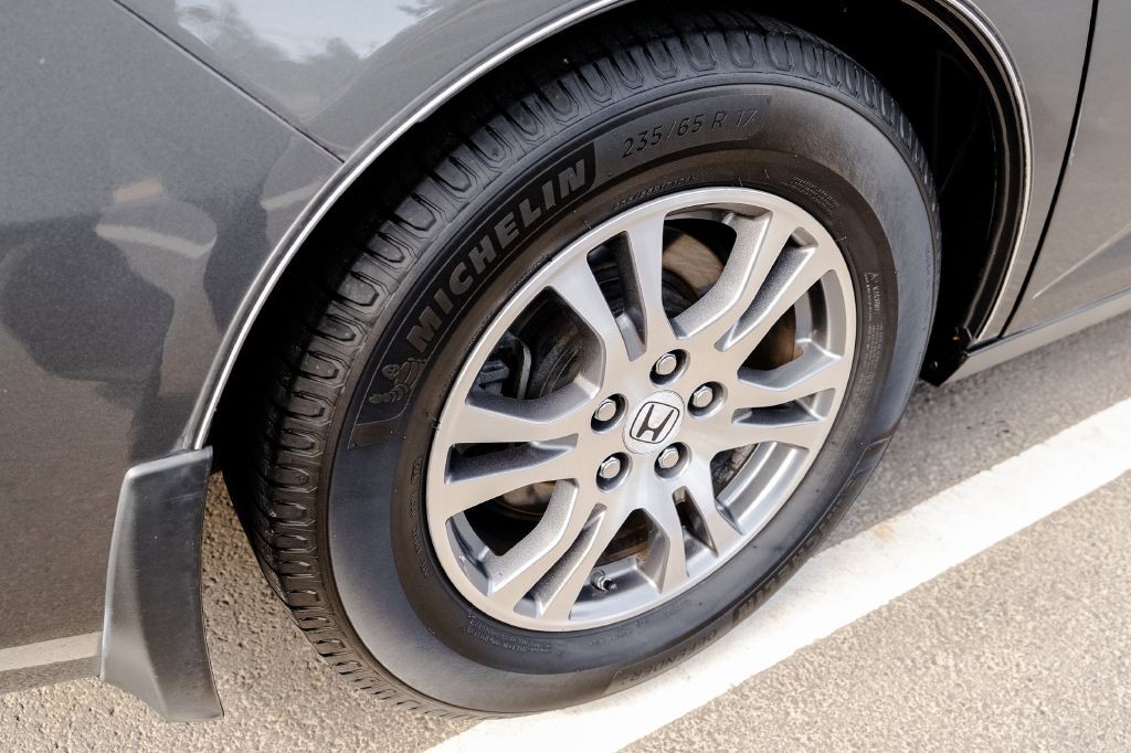 2012 Honda Odyssey Image 21